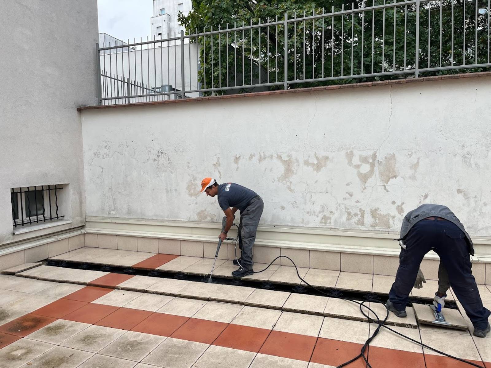 Entretien de terrasse en dalles sur plots 